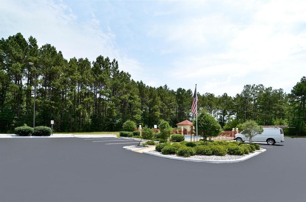 Red Roof Inn & Suites Jackson - 리치랜드 외부 사진