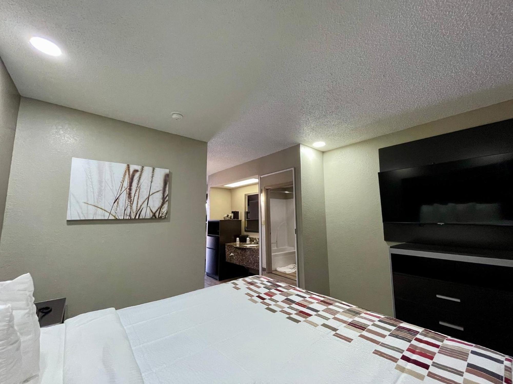 Red Roof Inn & Suites Jackson - 리치랜드 외부 사진