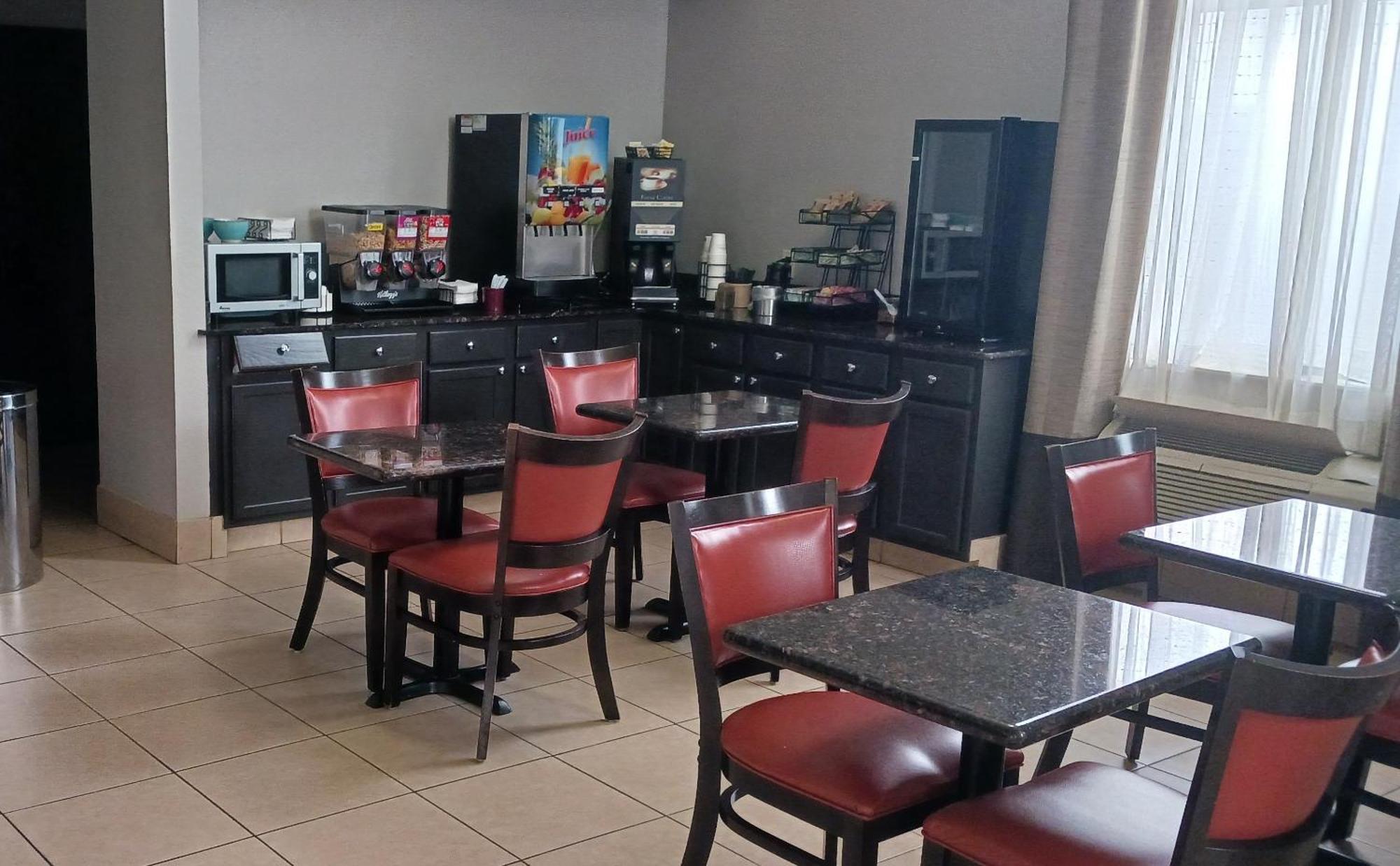 Red Roof Inn & Suites Jackson - 리치랜드 외부 사진