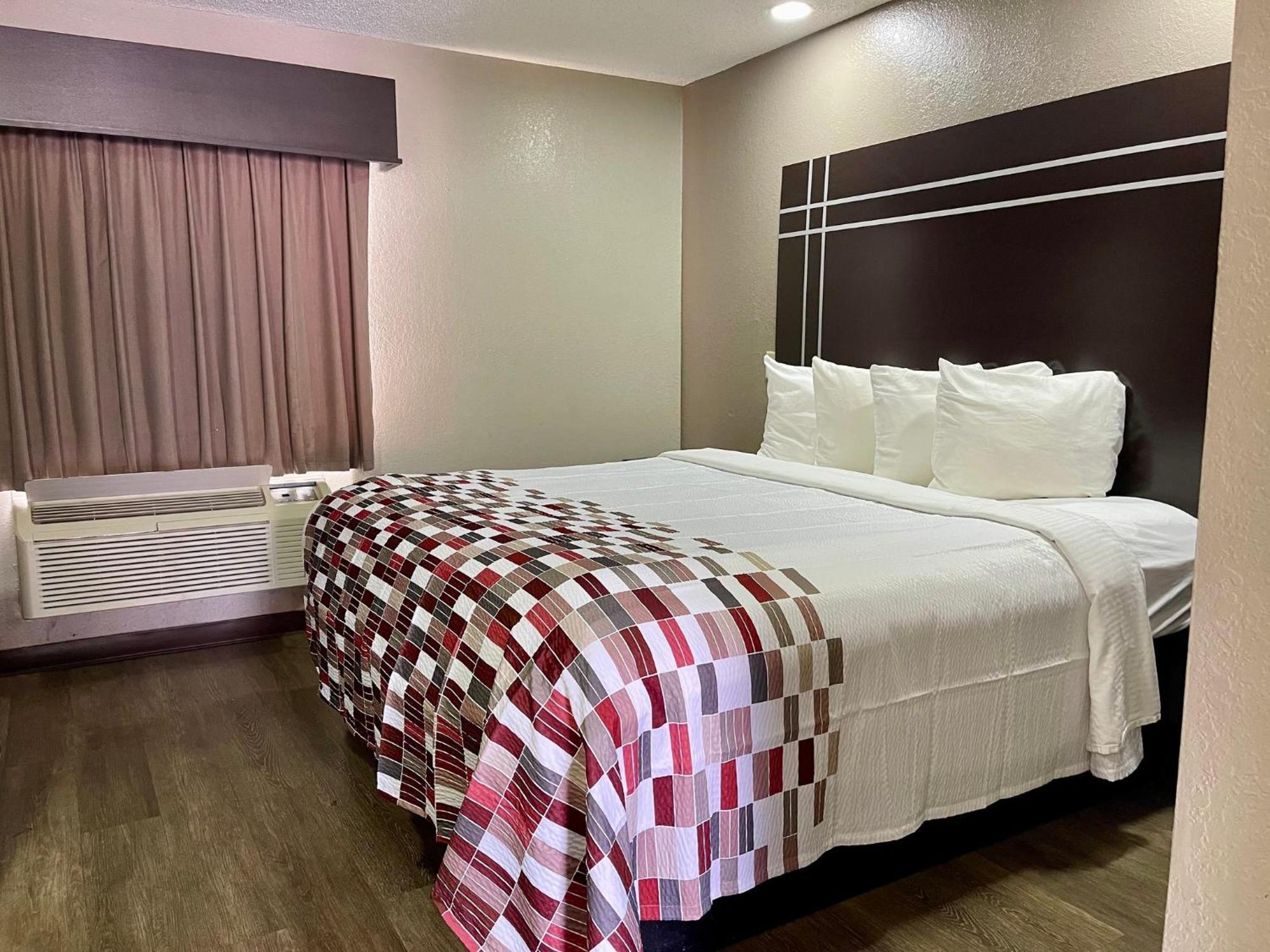 Red Roof Inn & Suites Jackson - 리치랜드 외부 사진