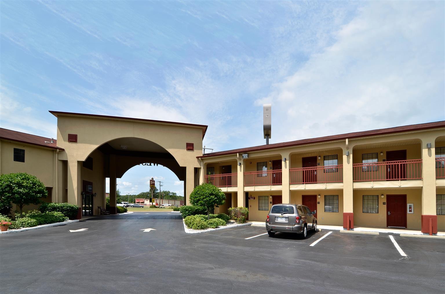 Red Roof Inn & Suites Jackson - 리치랜드 외부 사진