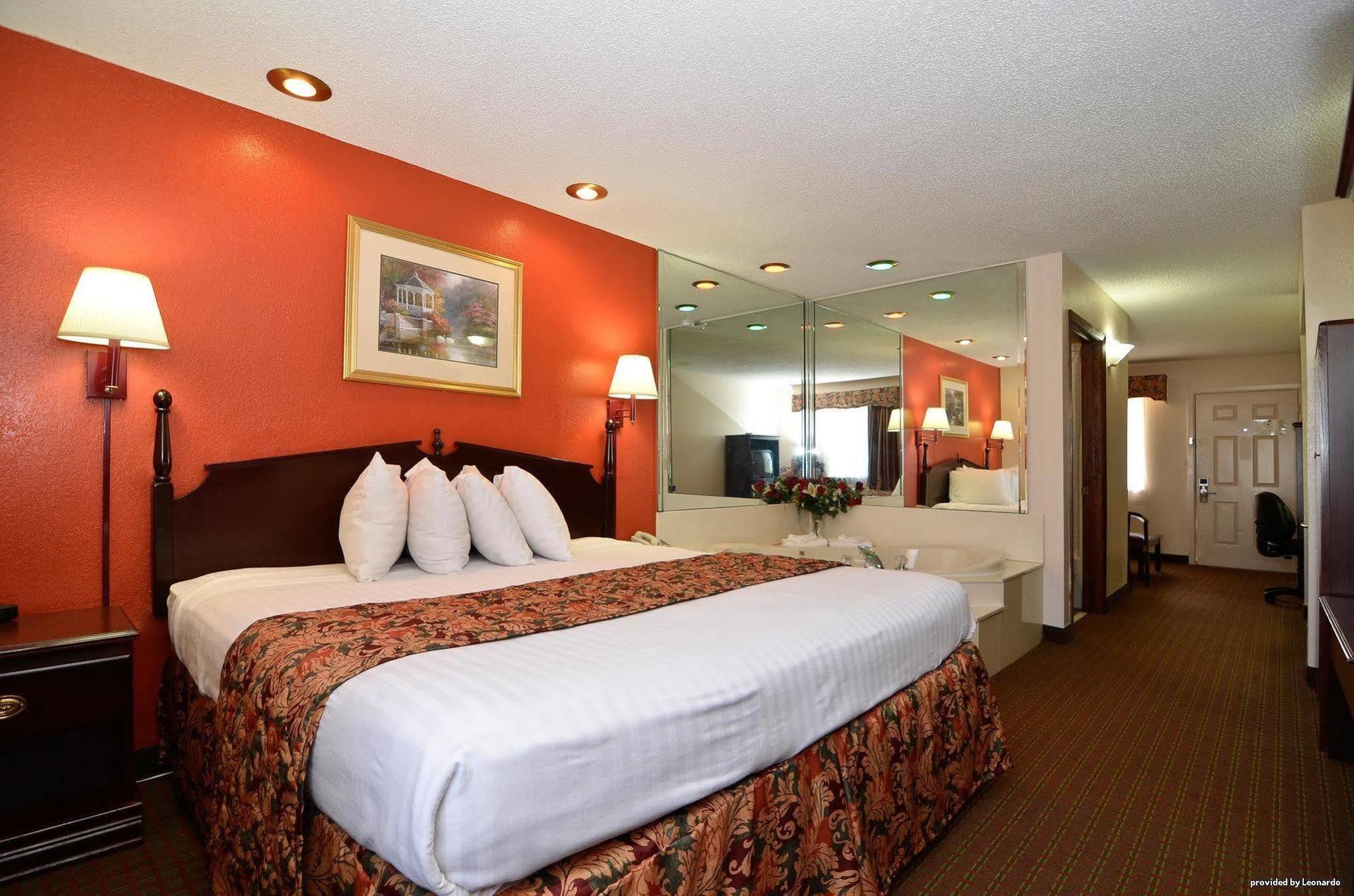 Red Roof Inn & Suites Jackson - 리치랜드 외부 사진